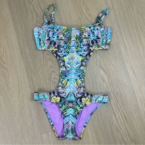 Becca One Piece Cut Out Monokini S